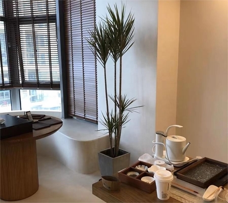 噴霧 微型 水泥 を 施し,水分 に 耐える よう に し て 建物 を 改良 し て ください